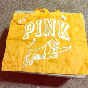 🌸Pink Victoria Secret Yellow/Orange Bag🐅