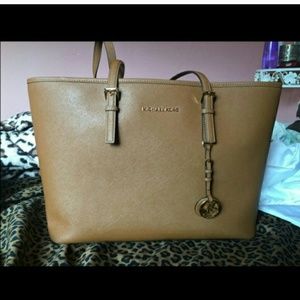 Michael Kors Tote