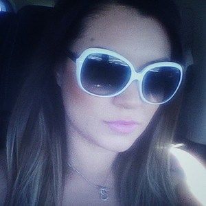 Meet your Posher, Corina