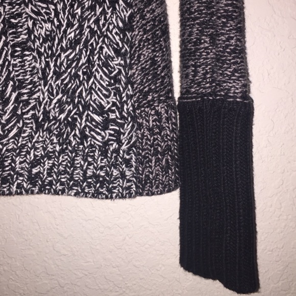 Perfect for Fall/Winter! - Picture 4 of 4