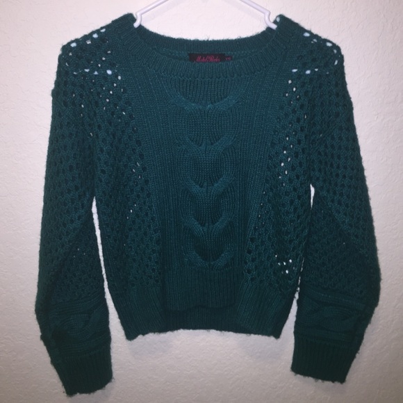 Sweater. - Picture 1 of 1
