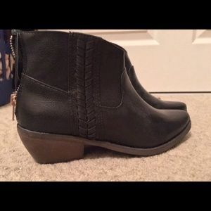 Cute black booties