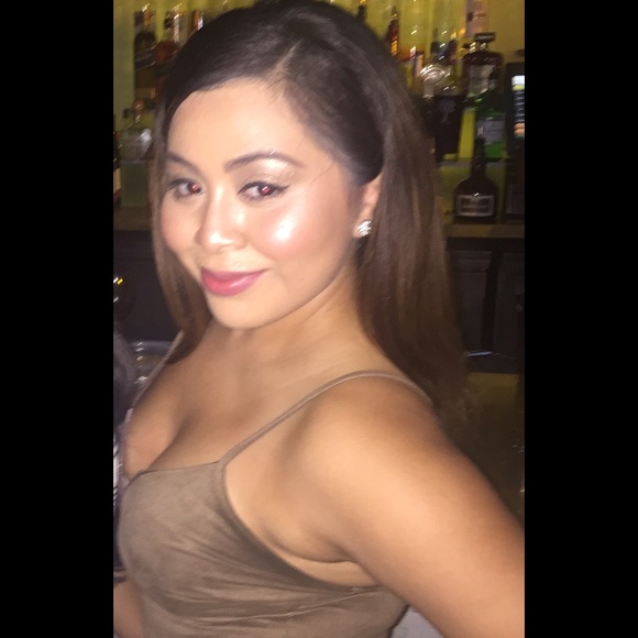 Meet your Posher, Lesly