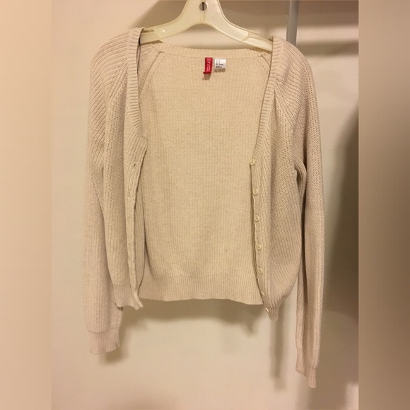 Beige/Cream Cardigan