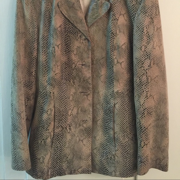 Jacket - Picture 2 of 2