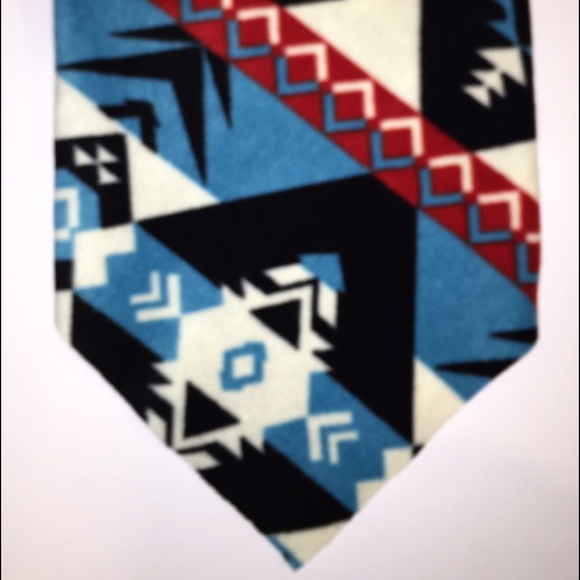Tribal Fleece Bandana Scarf - Picture 2 of 3