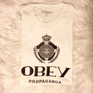 OBEY • White Graphic Tee