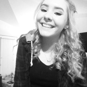 Meet your Posher, Madison