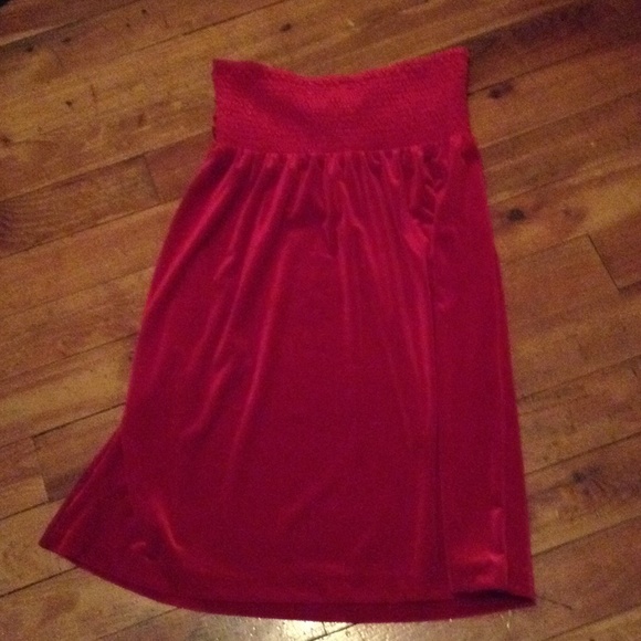 Red Velvet Strapless Dress - Picture 2 of 3