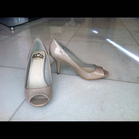 Nude heels