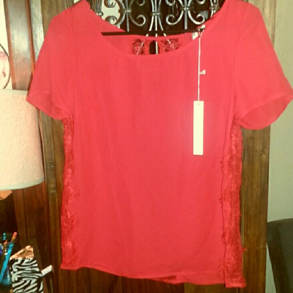 Red chiffon and lace tee