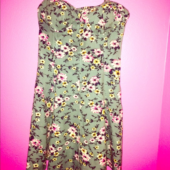 American Eagle mini dress with floral printing