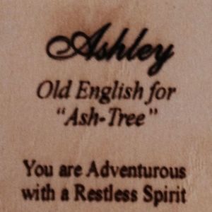 Meet your Posher, Ashley