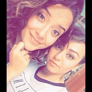 Meet your Posher, Sabrina