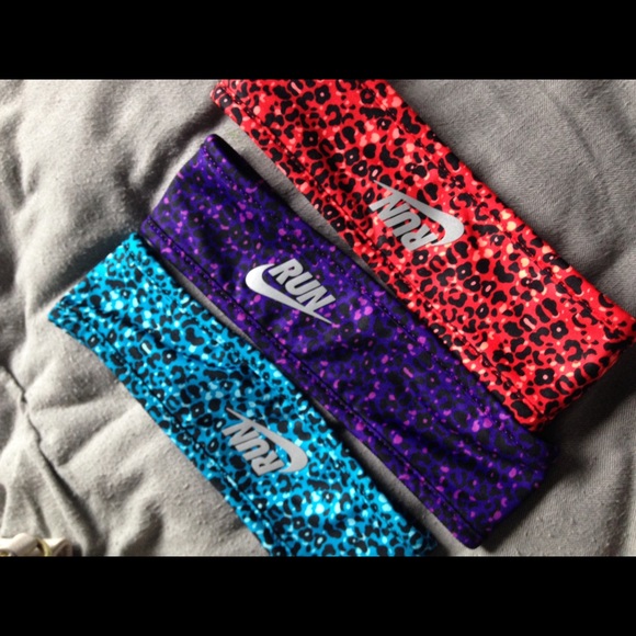 Reversible Nike winter headbands
