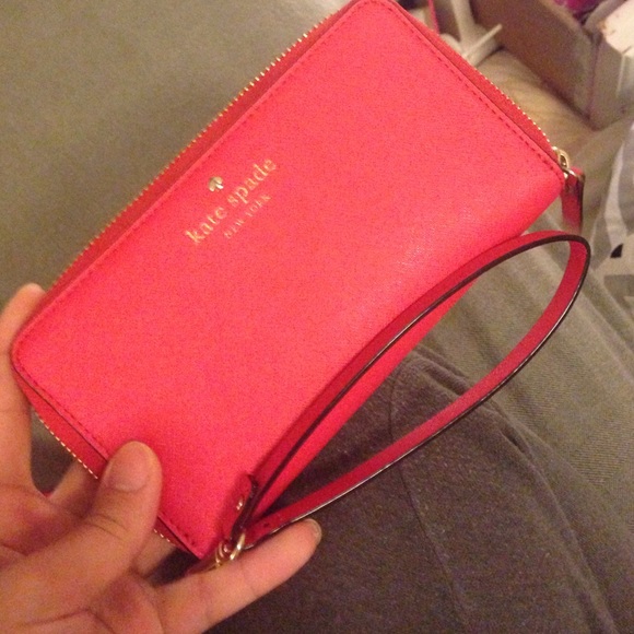 Kate spade pink wallet