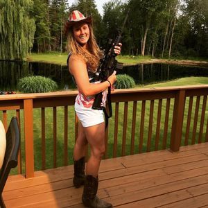 Meet your Posher, Dani