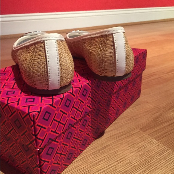 Tory burch flats - Picture 2 of 2