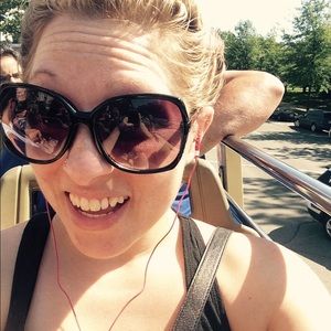 Meet your Posher, Amanda