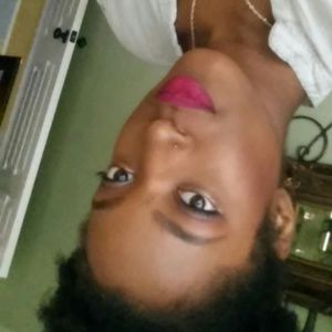 Meet your Posher, Tonisha