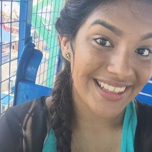 Meet your Posher, Carla