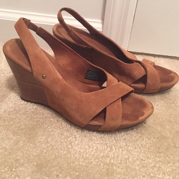 UGG tan wedges! EUC!