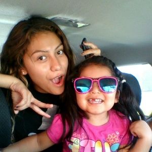 Meet your Posher, Mayra