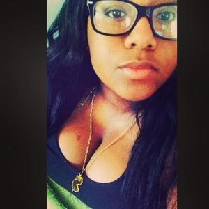 Meet your Posher, Kendra