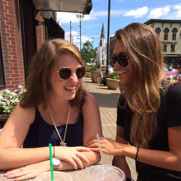 Meet your Posher, Kristen - Picture 1 of 1