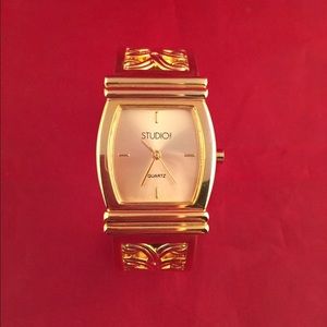 Brand New Studio Time Gold tone Bangle watch!