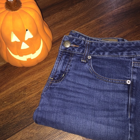 American eagle dark jeans