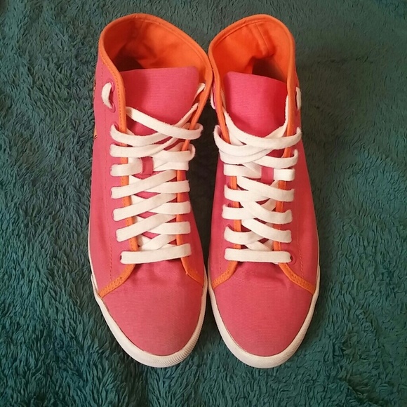 Pink coach shoes - Picture 2 of 4