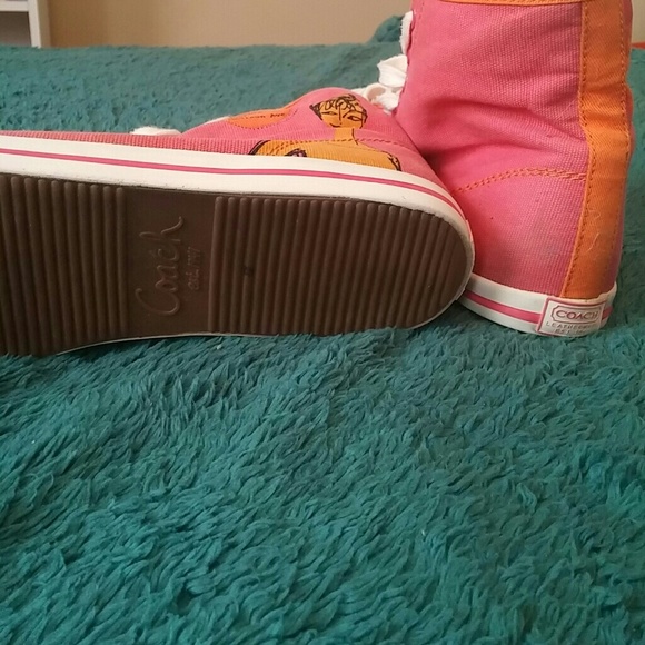 Pink coach shoes - Picture 4 of 4