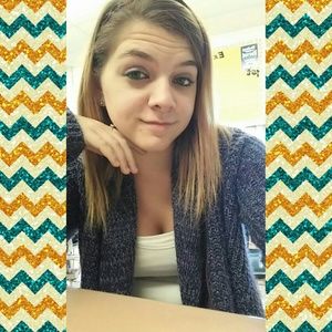 Meet your Posher, Laurissa