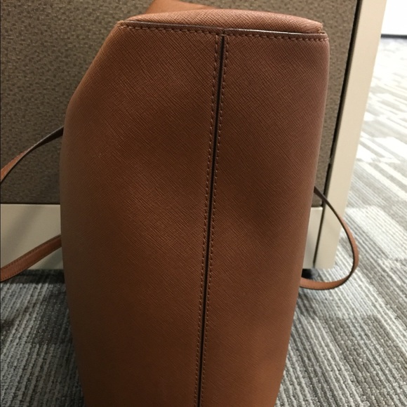 SOLD: Michael Kohrs Saffiano Leather Tote - Picture 3 of 4