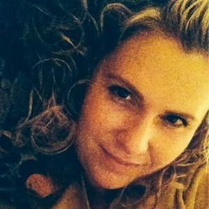 Meet your Posher, Monica