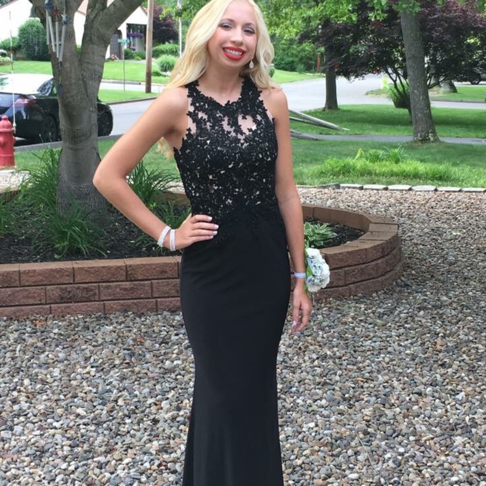 Meet your Posher, Alanna