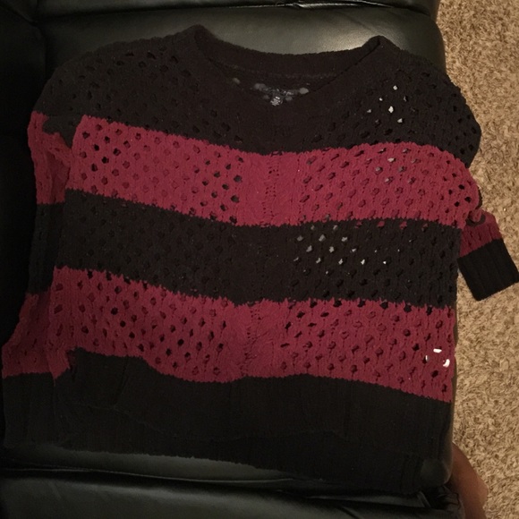 American eagle sweater
