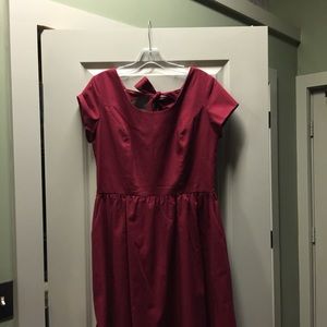 Lauren James Crimson Sheridan Dress size large NWT