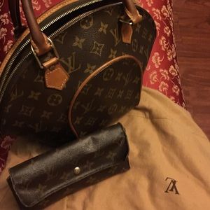 My first LV ....I'm parting with it now ...