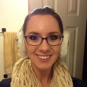 Meet your Posher, Melissa