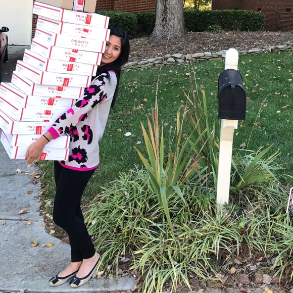 Welcome to my Closetπ! - Picture 6 of 8