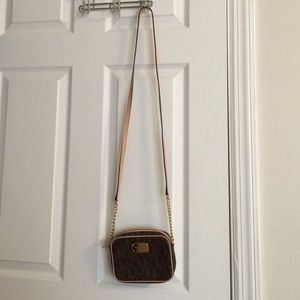MICHAEL KORS JET SET CROSSBODY