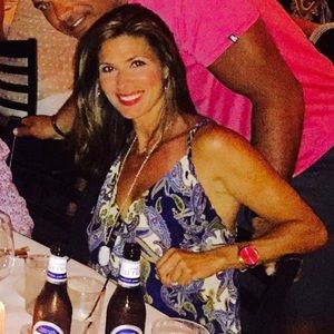 Meet your Posher, Cristina