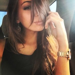 Meet your Posher, Maria