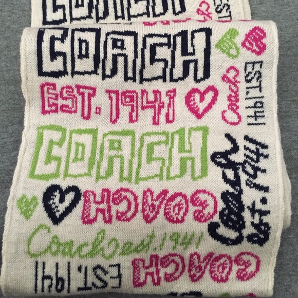 Authentic 💯Coach scarf - Picture 2 of 2