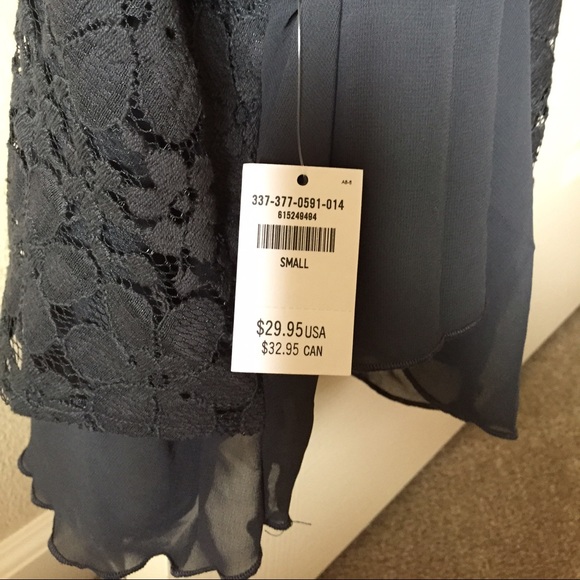 Hollister Lacey Top - Picture 3 of 4