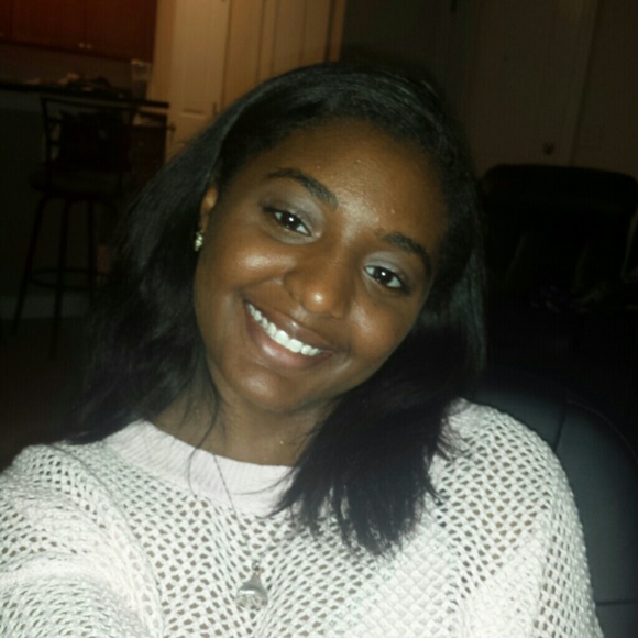 Meet your Posher, Kelsey