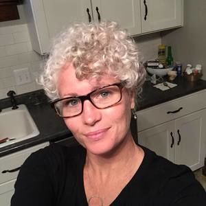 Meet your Posher, Carla