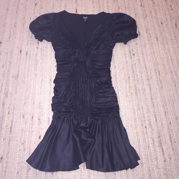 D&G Dresses & Skirts - D & G black silk rushed and pleated dress
